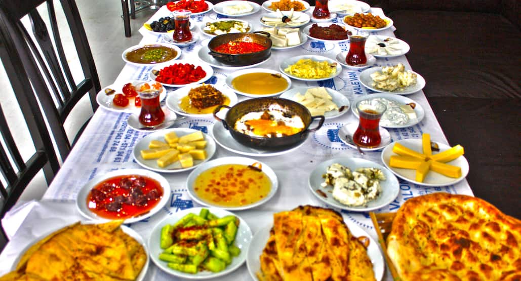 Kale Van Kahvalti Sofrasi Bakirkoy Merkez Istanbul